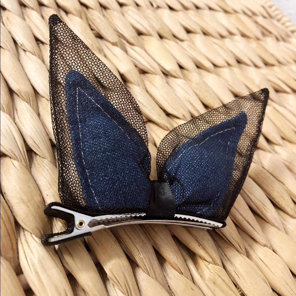 rabbit ear hair pin